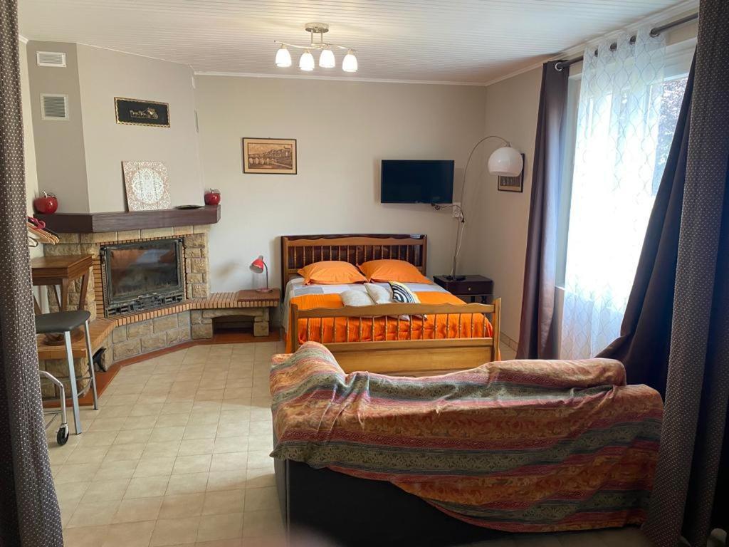 Gite A La Ferme - Confort & Nature Senouillac Екстер'єр фото